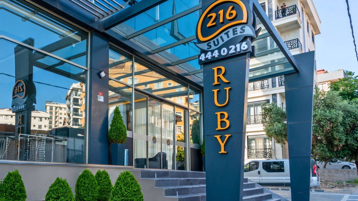 Maltepe Hotel | 216 Ruby Suite
