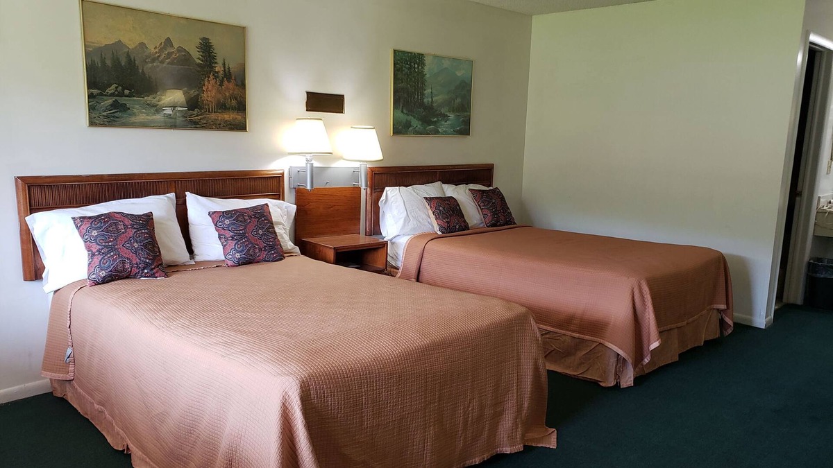 Coxsackie Hotel | 21B Motel