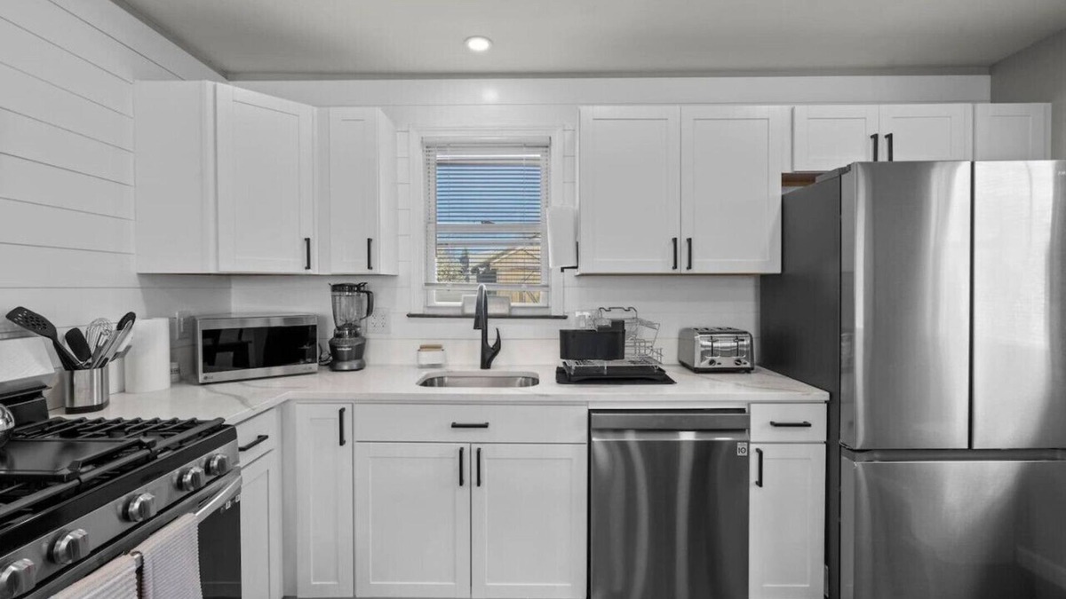 New Britain House | #22- 4 Br 2 Ba house-Central CT