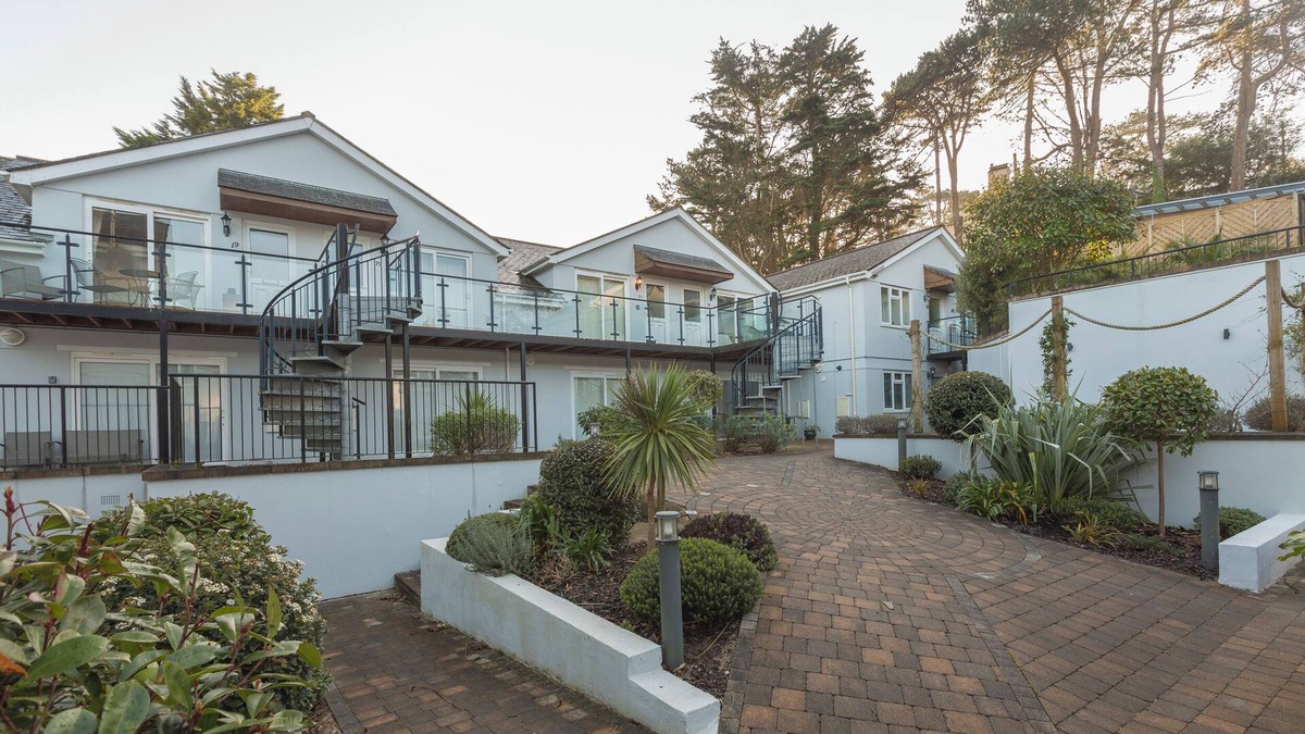 Salcombe Cottage | 22 BOLT HEAD, family friendly, country holiday cottage in Salcombe