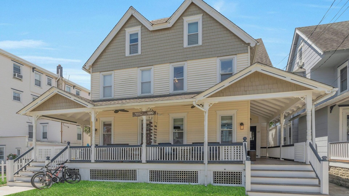 Ocean Grove House | 22 Grover's Ocean, spacious 5 bedroom home with central AC, 1 block to beach!
