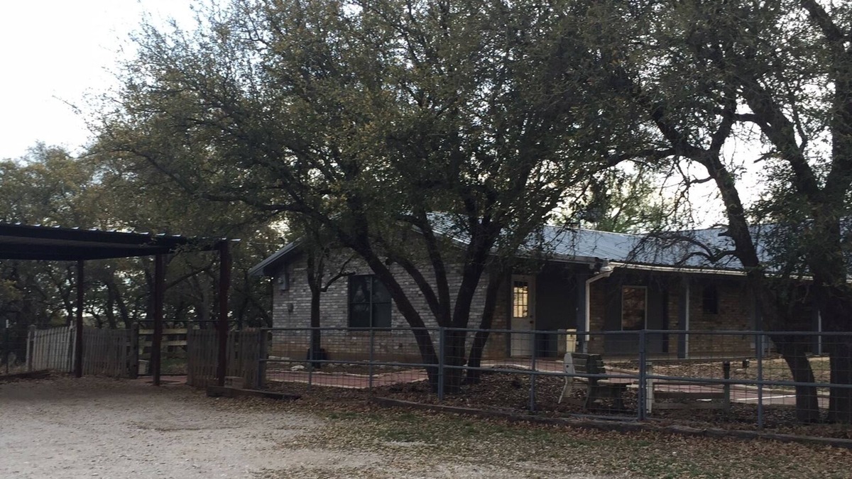 Brownwood House | 220+ Acres of Country Living to Get Away From It All