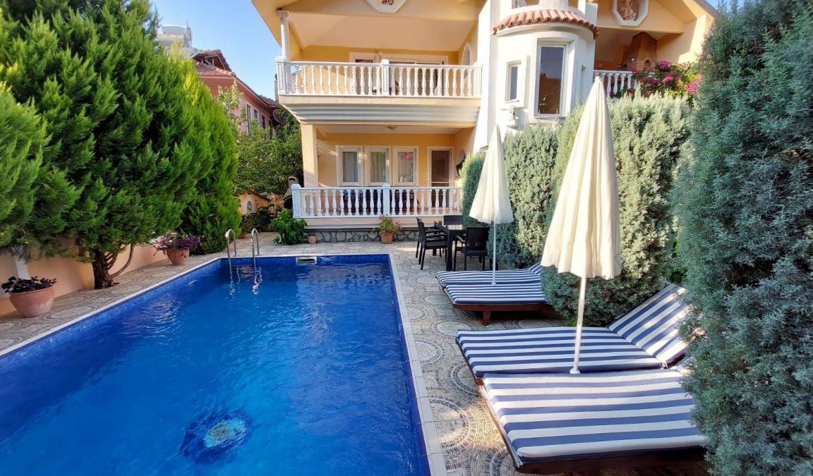 Dalyan City Center House | 220 m² House ∙ 5 bedrooms ∙ 11 guests