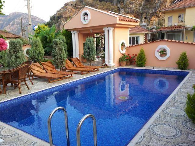 Dalyan City Center House | 220 m² House ∙ 5 bedrooms ∙ 11 guests