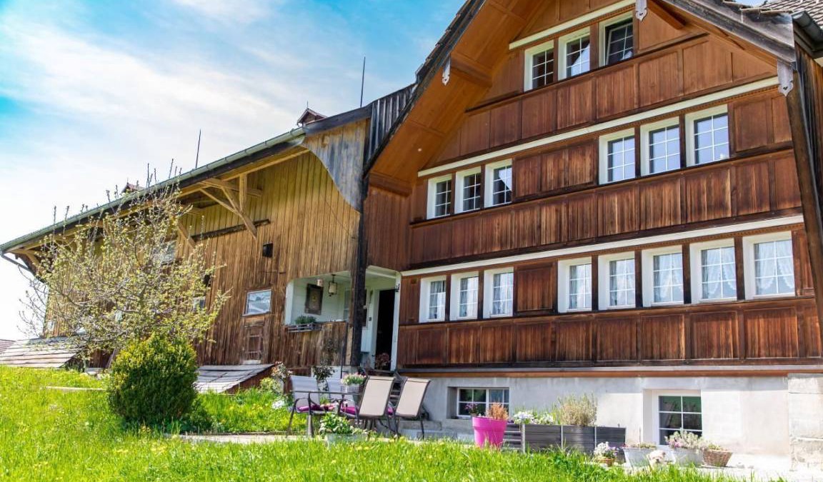 Teufen House | 220 m² House ∙ 3 bedrooms ∙ 8 guests