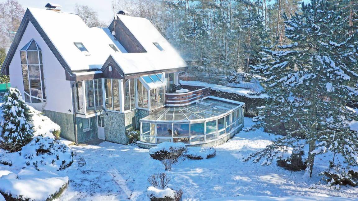 Branzez House | 220 m² House ∙ 4 bedrooms ∙ 10 guests