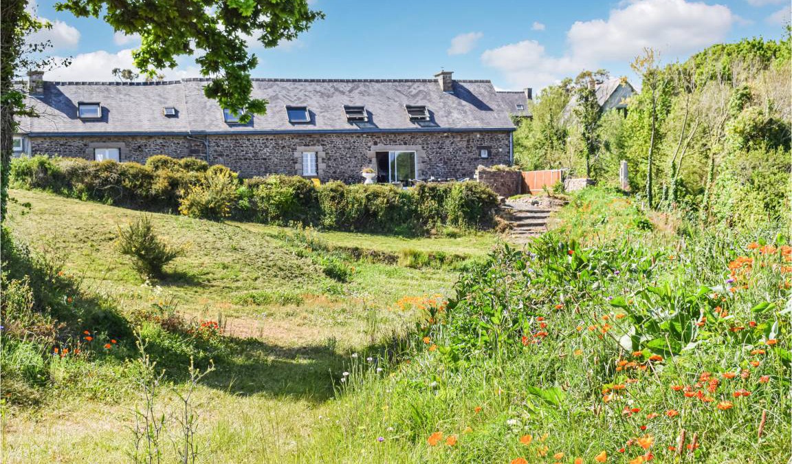 Plouezec House | 220 m² House ∙ 6 bedrooms ∙ 10 guests