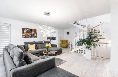 Nowe Miasto Villa | 220 m² Villa ∙ 4 bedrooms ∙ 14 guests