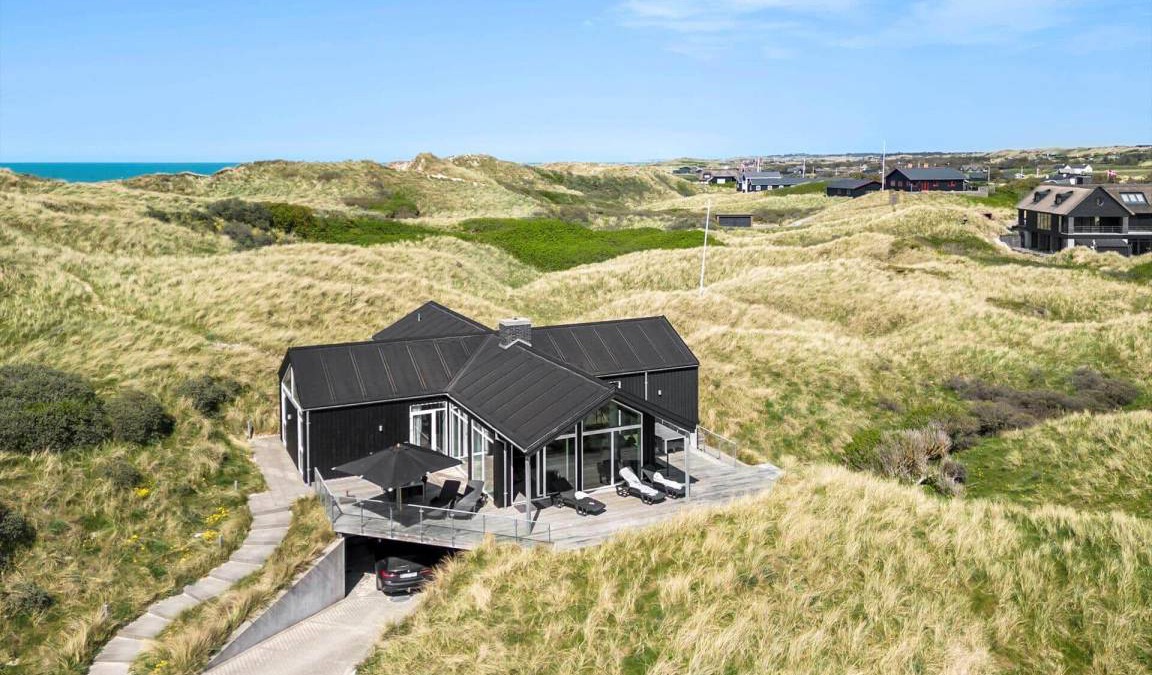 Blokhus House | 221 m² House ∙ 4 bedrooms ∙ 8 guests