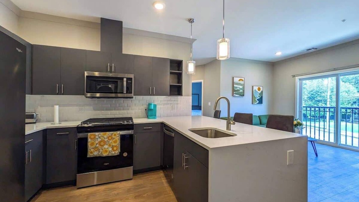 Dunellen Apartment | 223 Brand New 2 Bdrm, 2 BATH, 1 Liv, 1 Kith