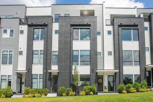 Hillsboro Village House | 223 m² House ∙ 1 bedroom ∙ 11 guests
