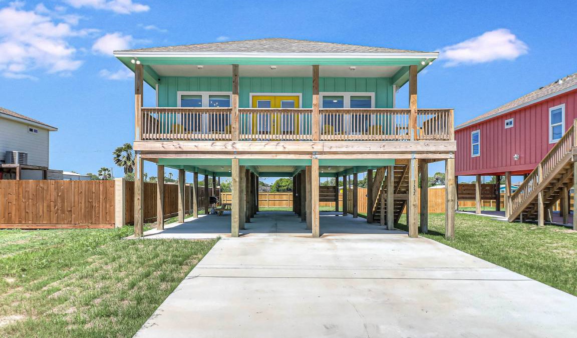 Aransas Pass House | 223 m² House ∙ 6 bedrooms ∙ 20 guests