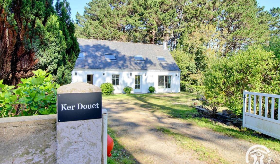 Groix House | 225 m² Gîte ∙ 5 bedrooms ∙ 12 guests