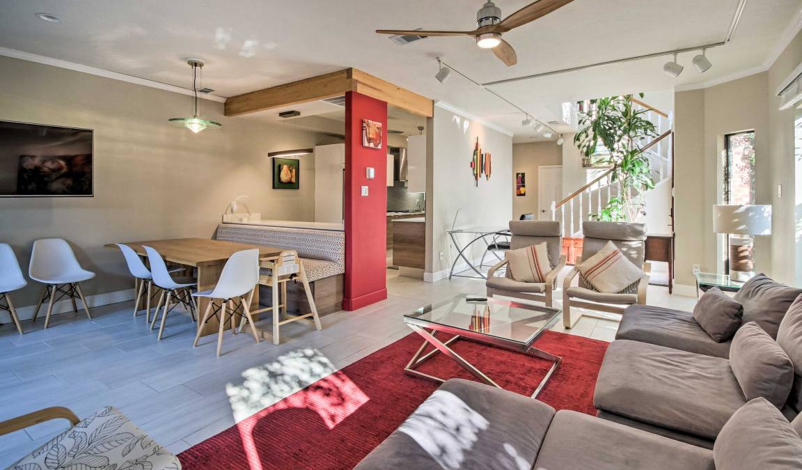 Boulevard Oaks House | 226 m² House ∙ 3 bedrooms ∙ 8 guests