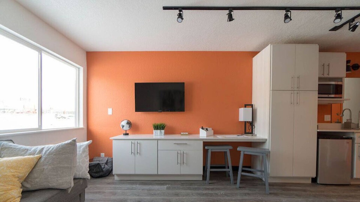 Waterloo Apartment | 228 Spaces - Cedar Falls Micro-Apartment