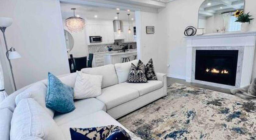 Oakville House | 229 m² House ∙ 4 bedrooms ∙ 10 guests