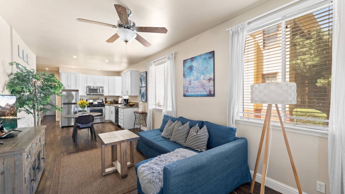 Midtown Sacramento Apartment | 23-2 · Marvelous Midtown stay with a Modern Twist!