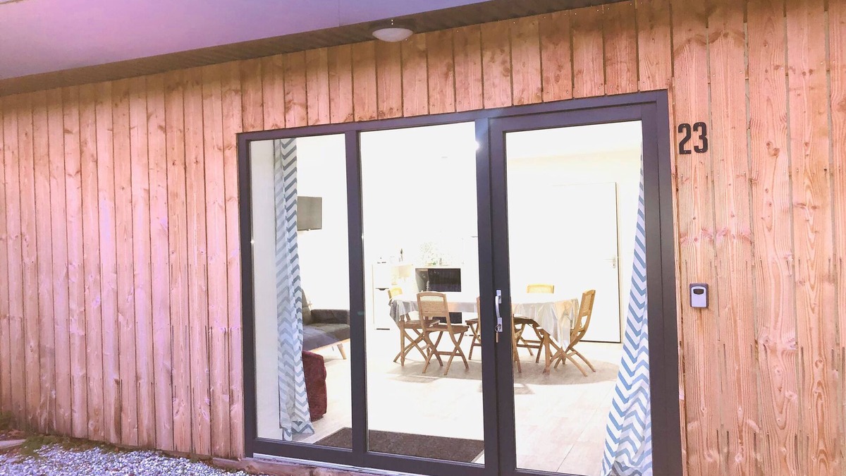 Bouchemaine House | 23-House-Family-Ensuite with Shower-Courtyard view