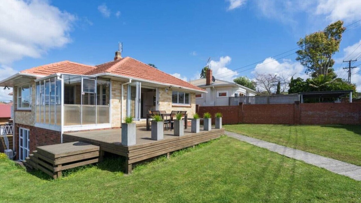Greenlane - Ellerslie Apartment | 23 Kowhatu Road, One Tree Hill
