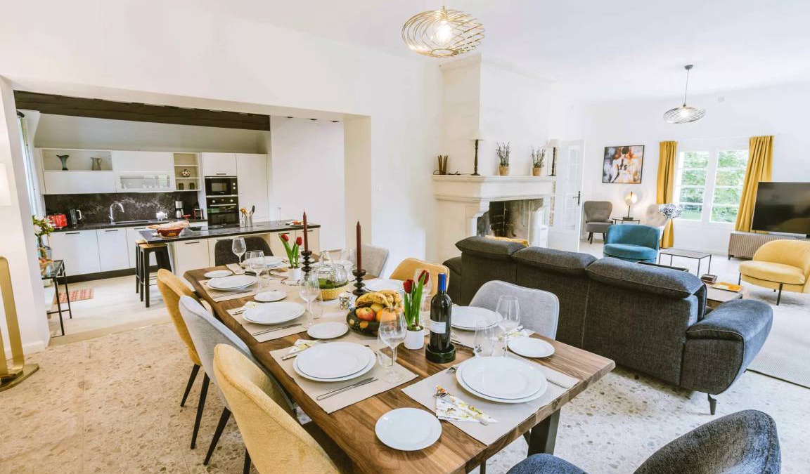 Bergerac House | 230 m² House ∙ 3 bedrooms ∙ 10 guests