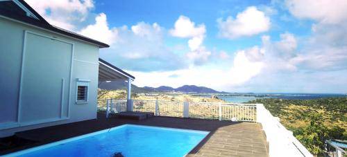 Oyster Pond Villa | 230 m² Villa ∙ 2 bedrooms ∙ 4 guests