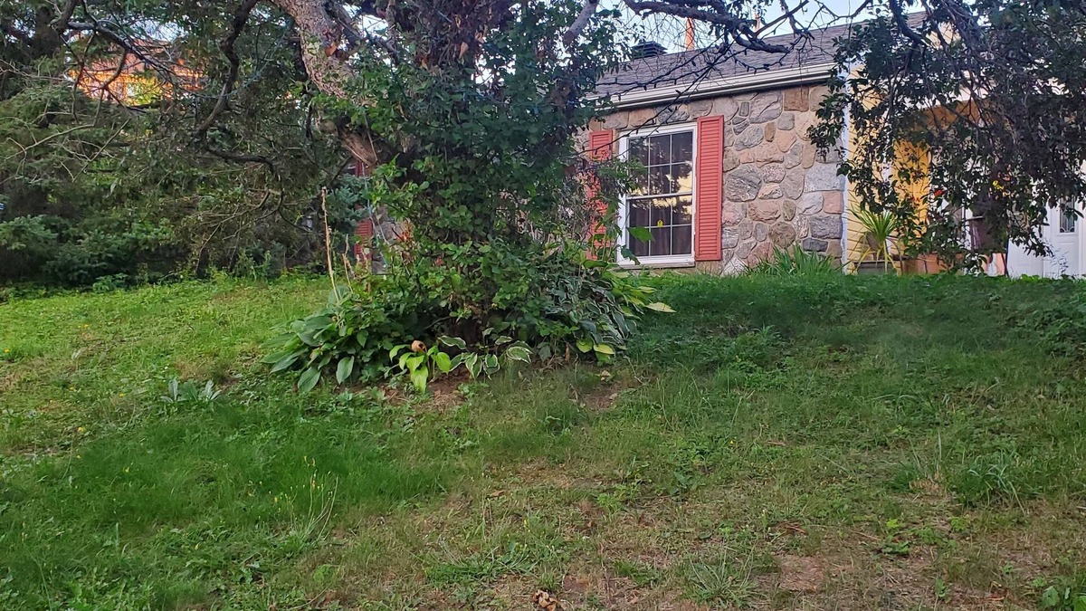 Cowansville House | 230$/night 5 Per.Charming Cottage,Wine route,int. horse event 20 min to bromont.