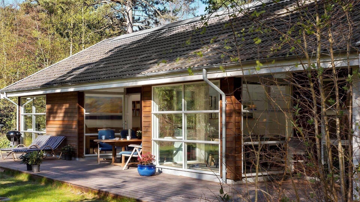 Stege House | 2305 Stege - Thujavej 2