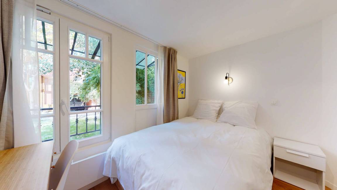Suresnes Resort | 232 m² Private room ∙ 1 bedroom ∙ 2 guests