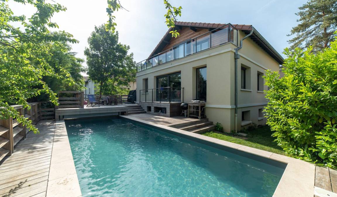 Tassin House | 235 m² House ∙ 6 bedrooms ∙ 10 guests