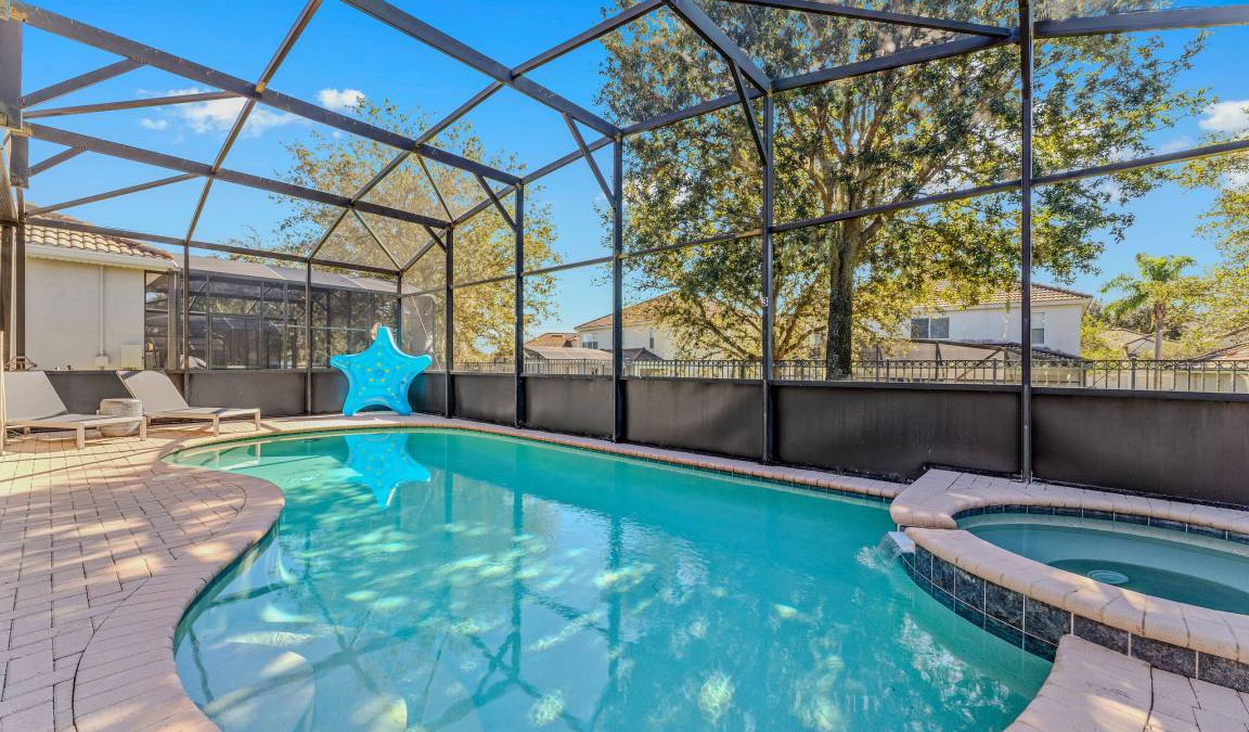 Windsor Hills House | 237 m² House ∙ 5 bedrooms ∙ 10 guests