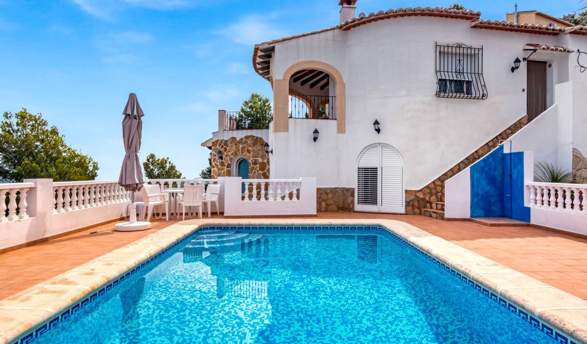 La Font d'en Carros Villa | 238 m² Villa ∙ 2 bedrooms ∙ 4 guests