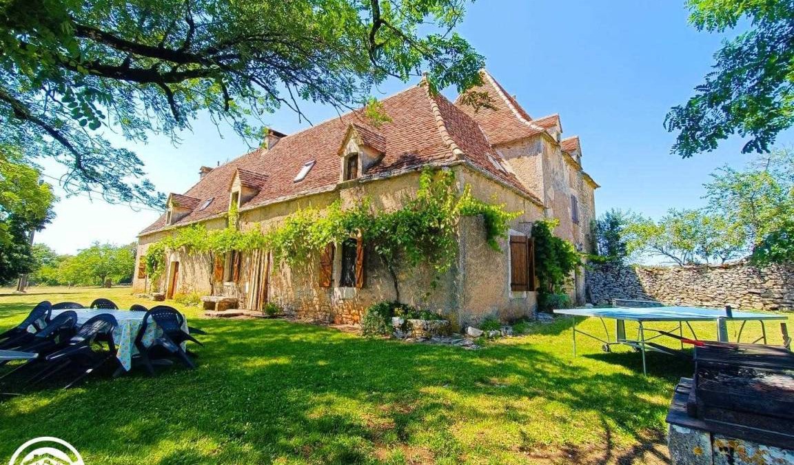 Quissac House | 238 m² Gîte ∙ 6 bedrooms ∙ 14 guests