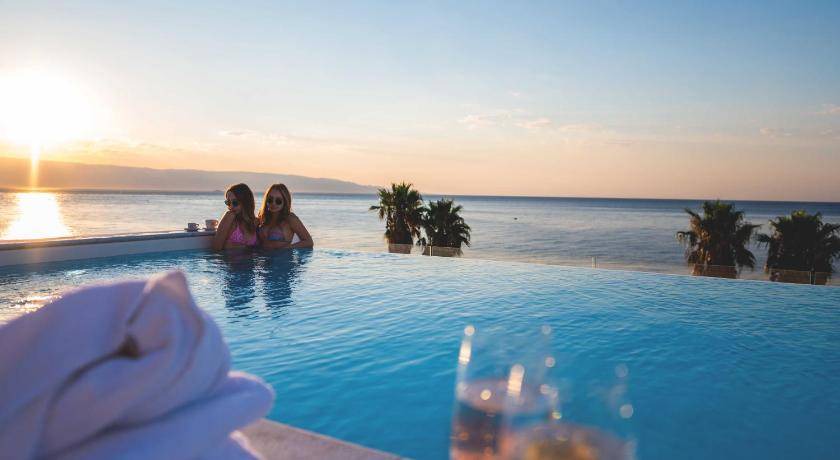Ali Terme Hotel | 24 m² Hotel ∙ 4 guests