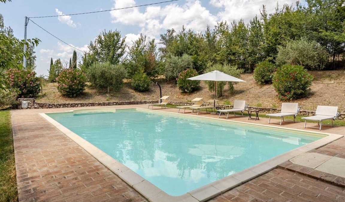 Todi House | 240 m² Farmhouse ∙ 5 bedrooms ∙ 10 guests