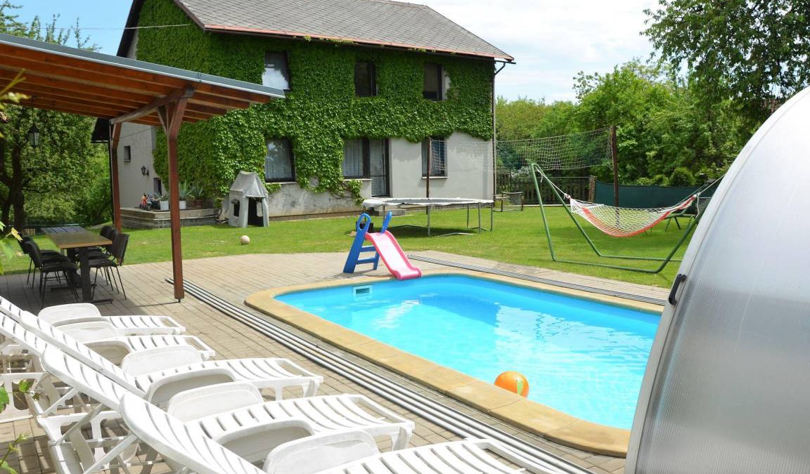 Zelenecka Lhota House | 240 m² House ∙ 5 bedrooms ∙ 15 guests
