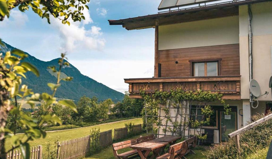 Itter House | 240 m² House ∙ 4 bedrooms ∙ 14 guests