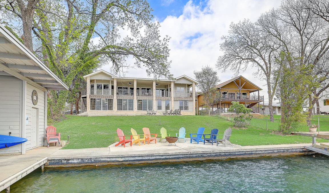 Kingsland House | 240 m² House ∙ 5 bedrooms ∙ 21 guests