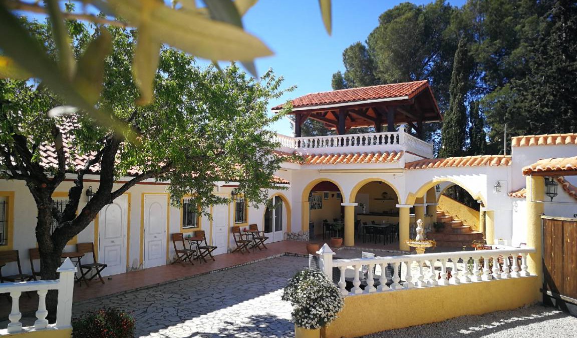 Aigues House | 240 m² House ∙ 5 bedrooms ∙ 10 guests