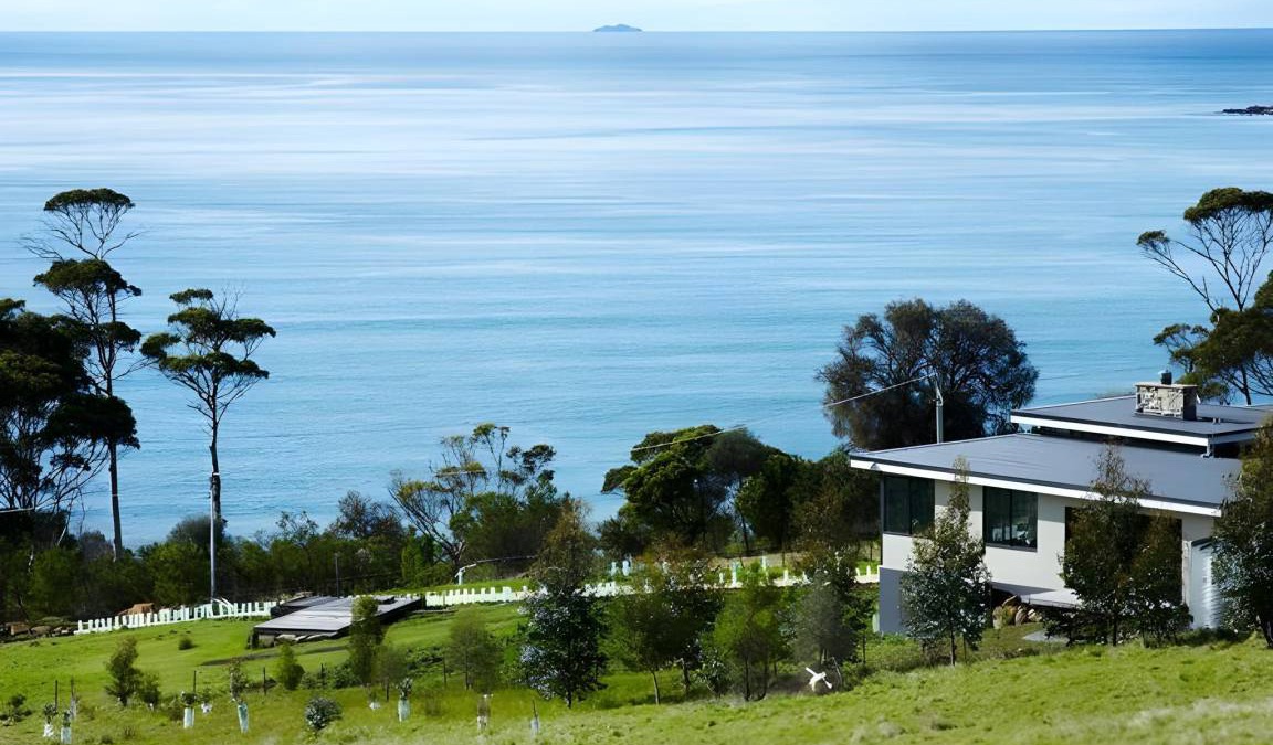 Rocky Hills House | 244 m² House ∙ 3 bedrooms ∙ 6 guests