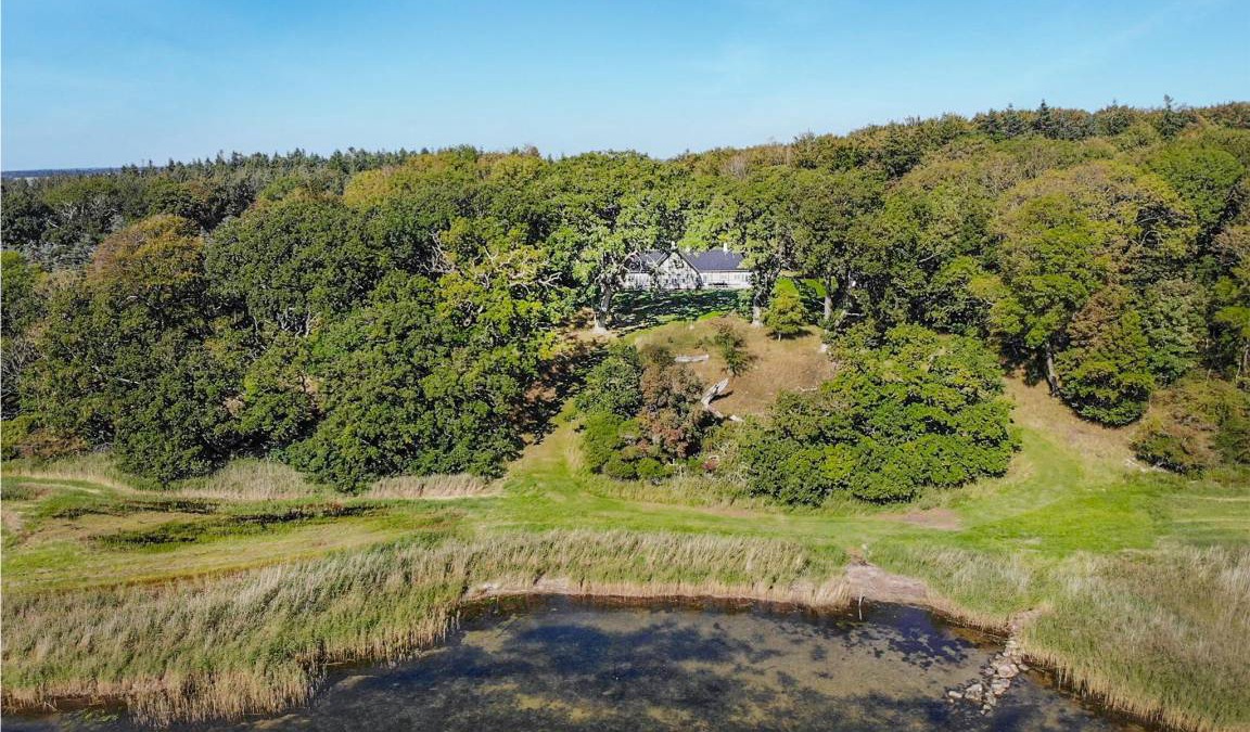 Naestved House | 246 m² House ∙ 4 bedrooms ∙ 22 guests