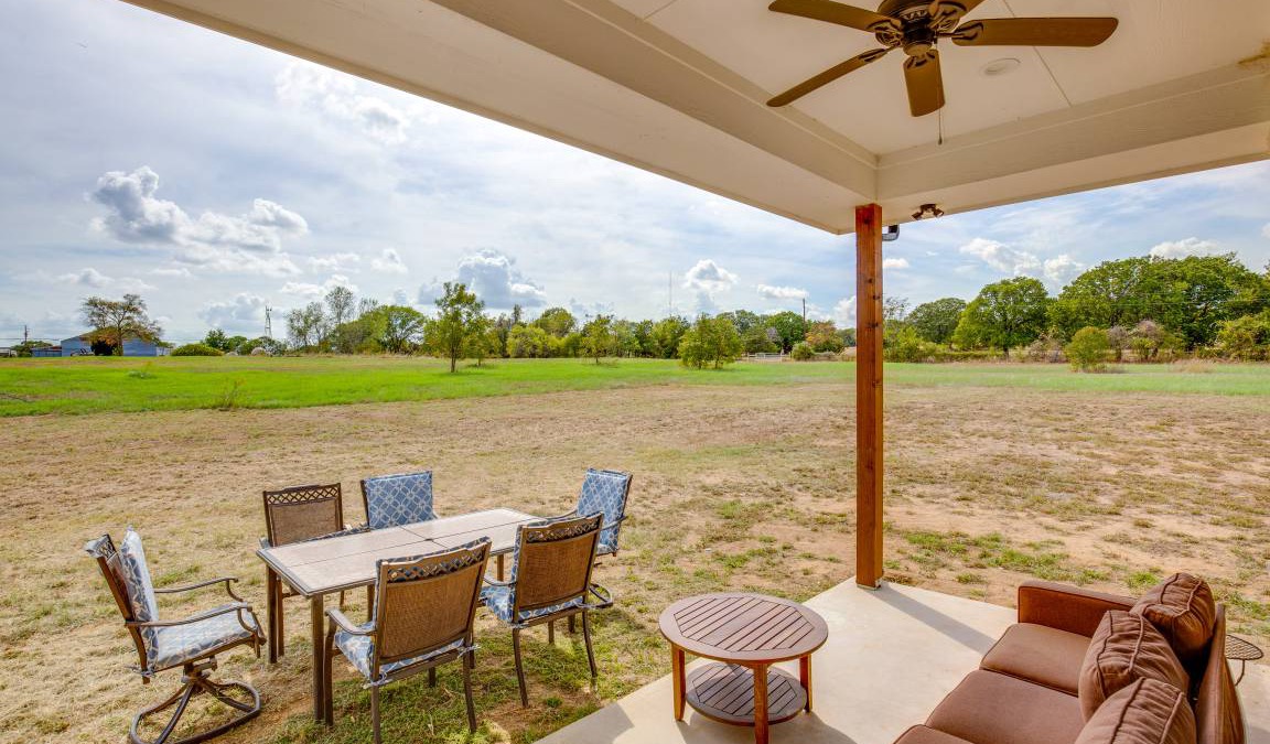 Cleburne House | 249 m² House ∙ 3 bedrooms ∙ 7 guests