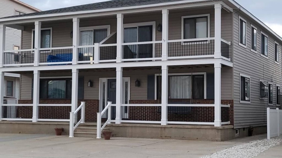 Townsend's Inlet Condo | 25 76th Street, Unit:East