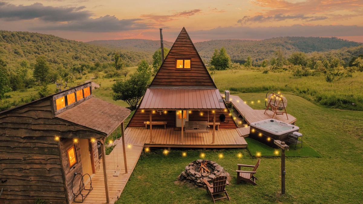 Roscoe Cabin | 25-Acre Private Retreat w/UTV, Hot Tub, Fire Pit, Trails & Stunning Views