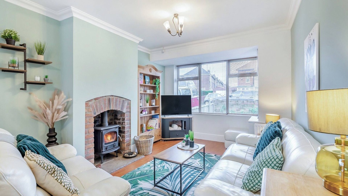 Chester-le-Street Cottage | 25 Appledore Gardens