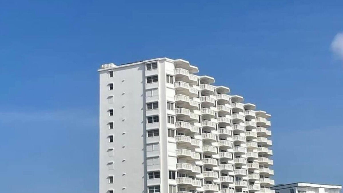 Ormond-by-the-Sea Condo | 25% DISCOUNT IF RENT OVER 28 DAYS! FLASH SALE AUG SEPT RATES REDUCED!
