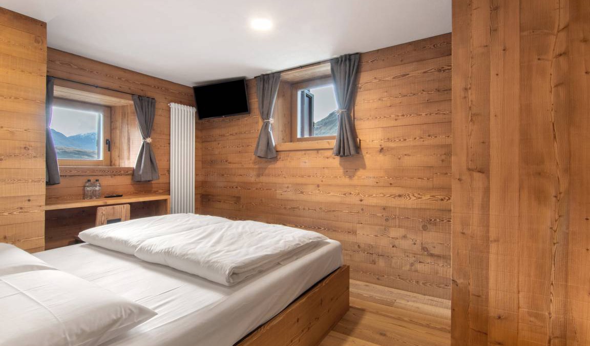 Montespluga Resort | 25 m² Private room ∙ 1 bedroom ∙ 2 guests