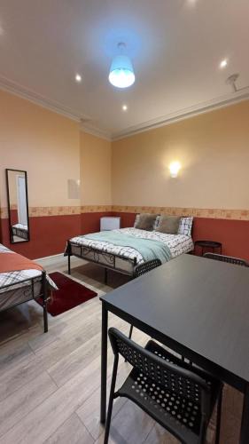 Mapesbury House | 25 Minutes to Central London Rooms 35