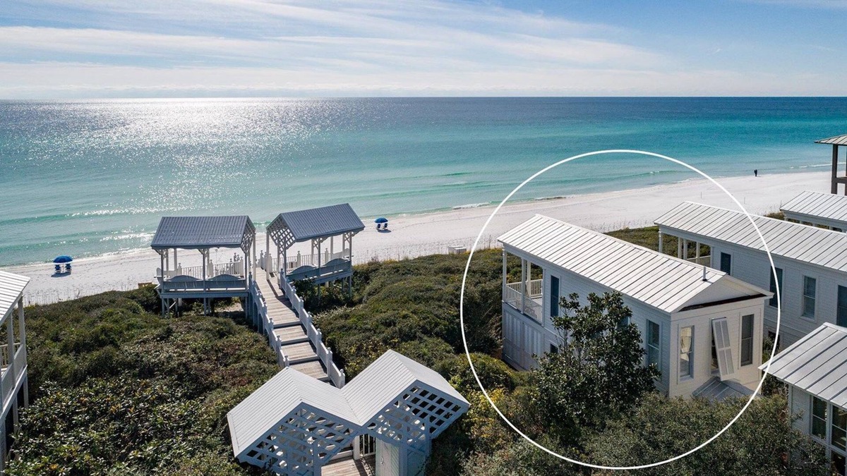 Seaside House | 25% SALE Thru FALL~"Magnolia Honeymoon Cottage"~Seaside Beachfront~Couples Only