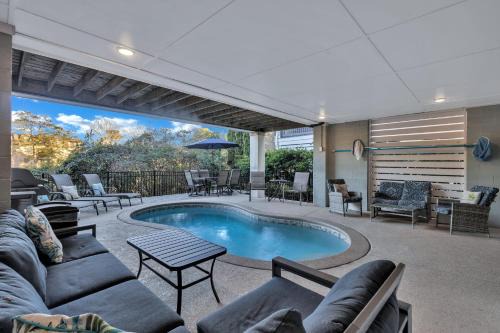 Folly Field House | 25 Sandcastle Court
