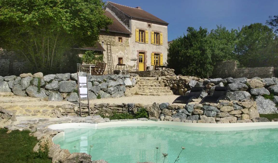 Dompierre-les-Eglises House | 250 m² House ∙ 5 bedrooms ∙ 12 guests